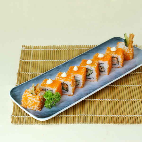 CUỐN CÁ HỒI CHIÊN TEMPURA 