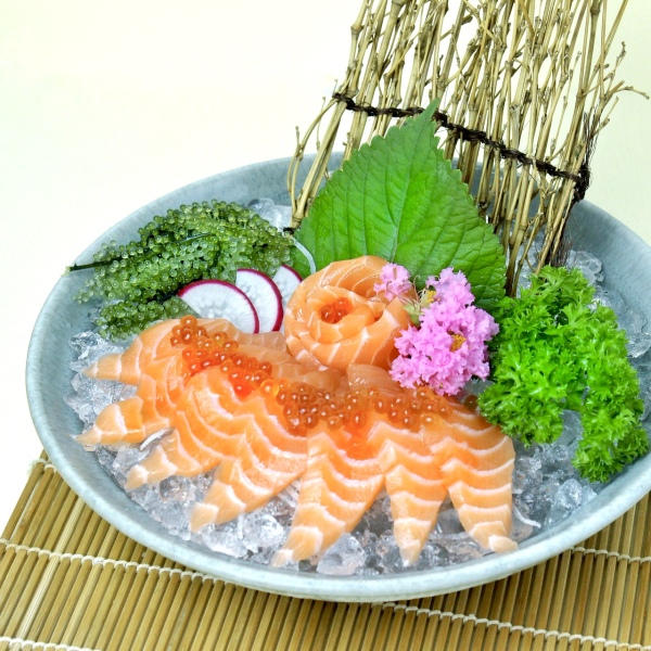 SASHIMI CÁ HỒI ĐẶC BIỆT