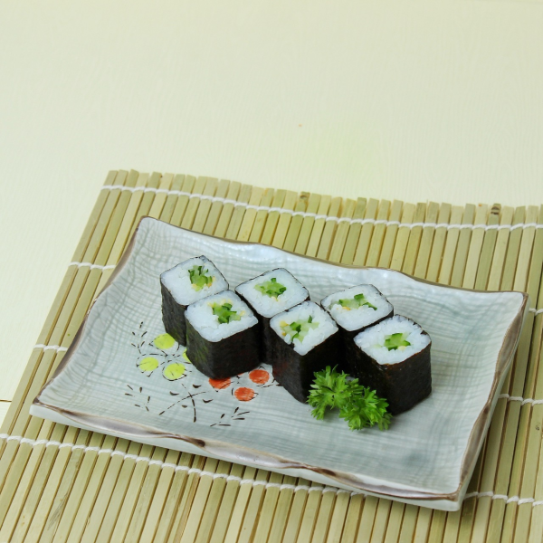 MAKI DƯA LEO